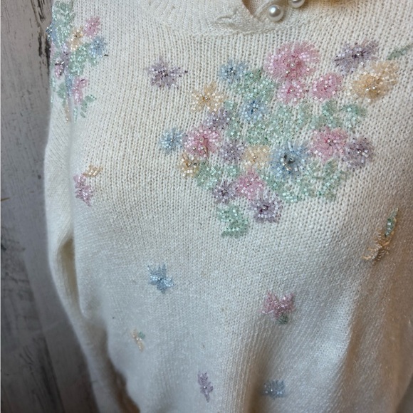 Vintage White Beaded Sweater Size Large By “derotchild” - Picture 3 of 8